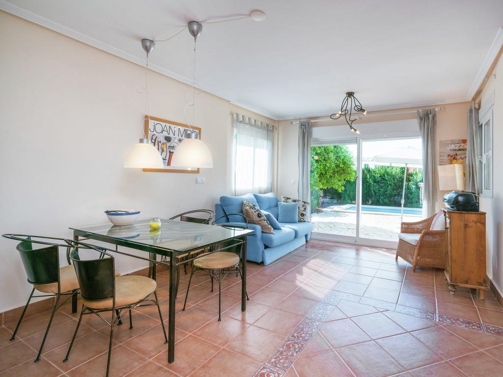 Belvilla By Oyo Villa Mosa Claire Banos y Mendigo Exteriér fotografie